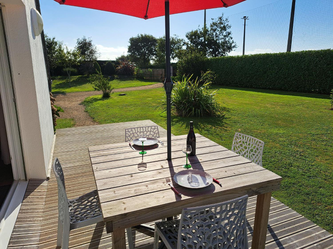 Others 5, Holiday Home in Brittany near Pointe du Raz, Finistère