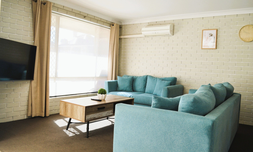 Others 5, Bathurst Motor Inn, Bathurst Regional - Pt A