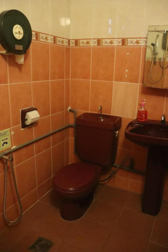 Bathroom 3, Bunga Raya Resort Parit Buntar, Kerian