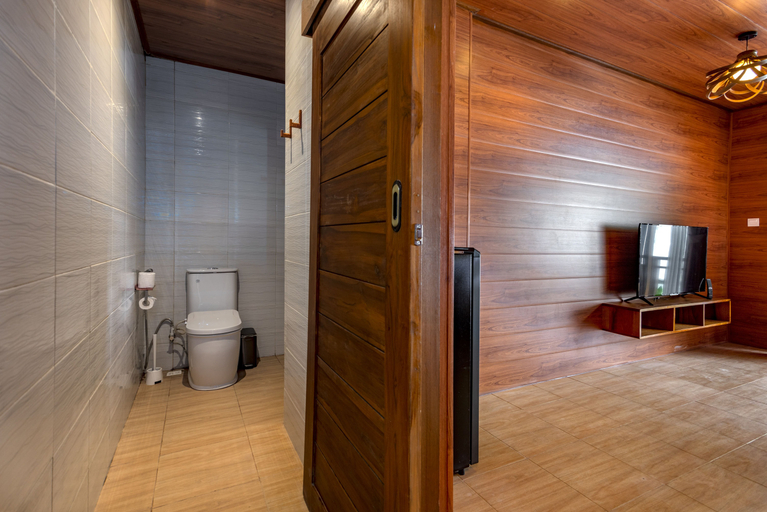 Bathroom 9