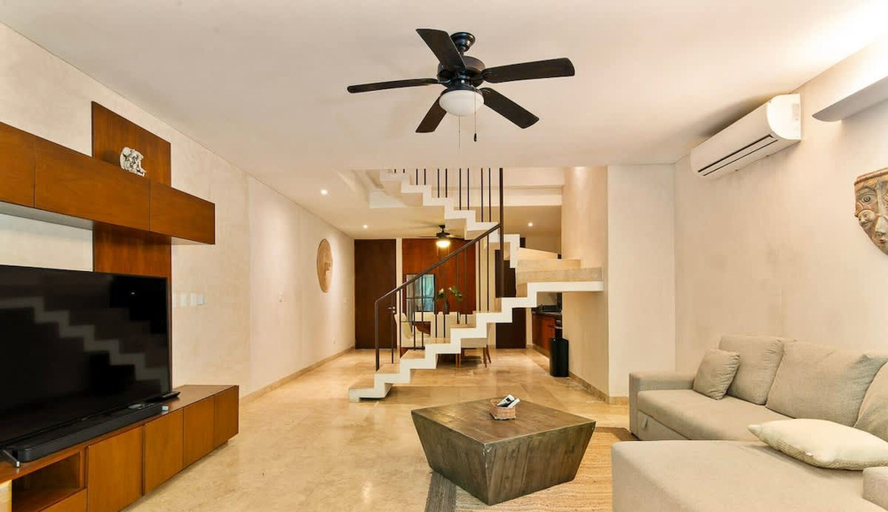 Room 4, 2 Br PH w Private Pool in Luxury Gated Community, Cozumel