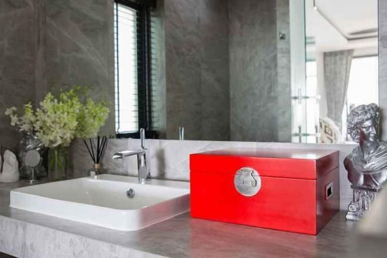 Bathroom 21