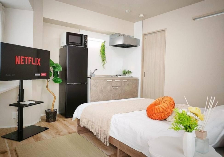 Bedroom 2, USJ 5min , 4min Walk to Nishikujo Sta , Direct to Namba & KIX , Residential Hotel Alex 5F-7F, Osaka