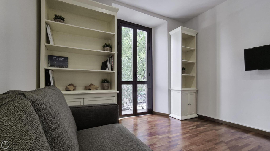 Others 3, Italianway Easy - Buonarroti 5, Milano