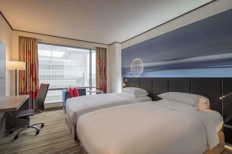 Bedroom 3, Hyatt Regency Taoyuan International Airport, Taoyuan