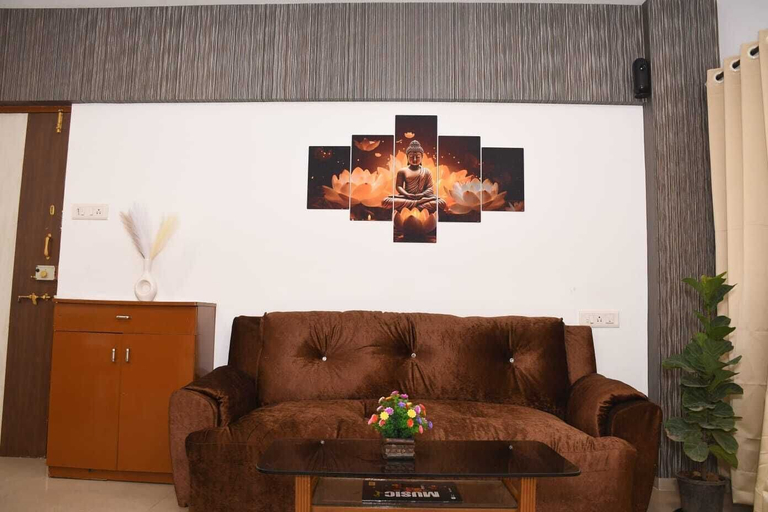 Others 4, Tulsi Home Stay, Mumbai Suburban