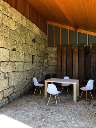 Room 5, Vila Alambique in Bustelo, Penafiel