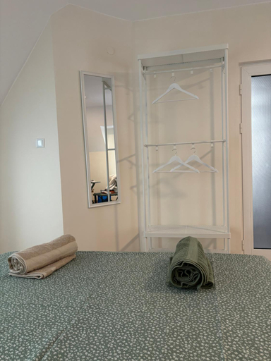 Others 4, Студио за гости При Нана, Burgas