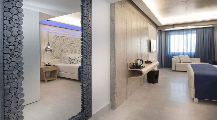 Bedroom 4, Glaros Royal Beach Hotel, Crete