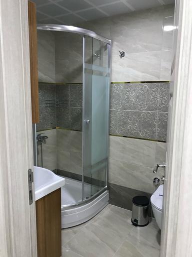 Bathroom 5, Alya Hotel, Merkez