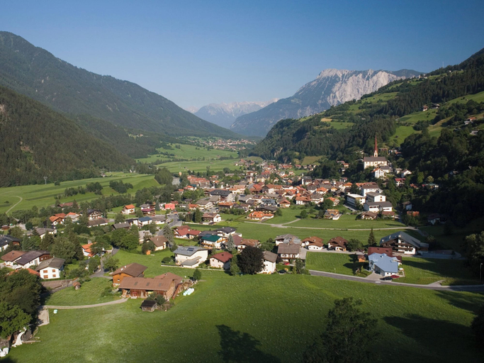 Others 4, Quaint Apartment in Umhausen near Ski Area, Imst