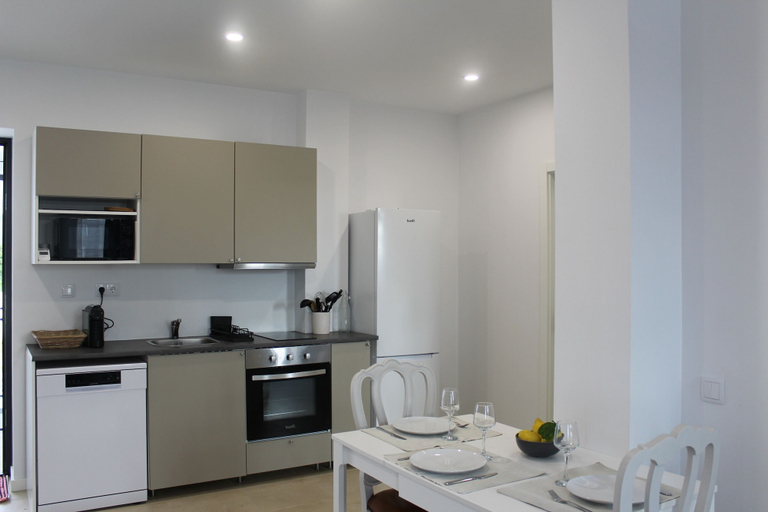 Others 5, Casa Fonte Nova, Cantanhede