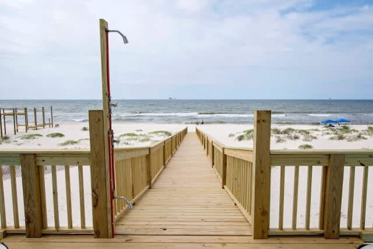 Room 2, Beachfront 5bed Easybreezy West, Baldwin