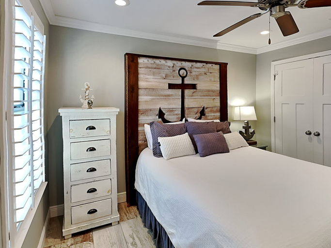 Bedroom 2, Paradise Isle #15A by Southern Vacation Rentals, Baldwin