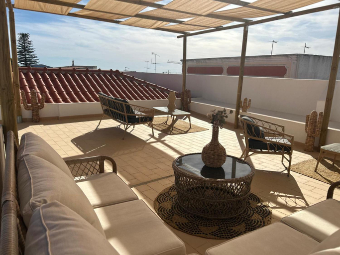 Others 3, CASA NOAVA, Loulé