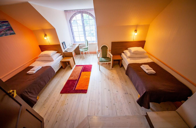 Bedroom 5