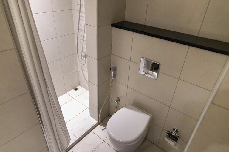 Bathroom 3, Bloomfields Artistic STU in The View, Abu Dhabi City