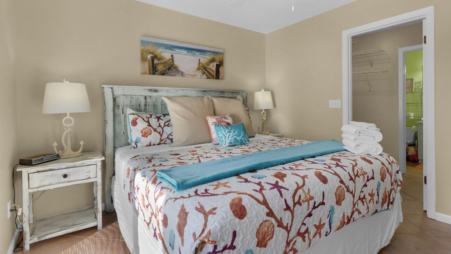 Bedroom 3, Beachside Stay w/ Pool & Beach Access + Free Attraction Tickets!, Bay