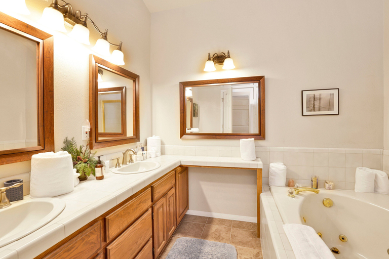 Bathroom 4, Sacred Stone Retreat #2506, San Bernardino