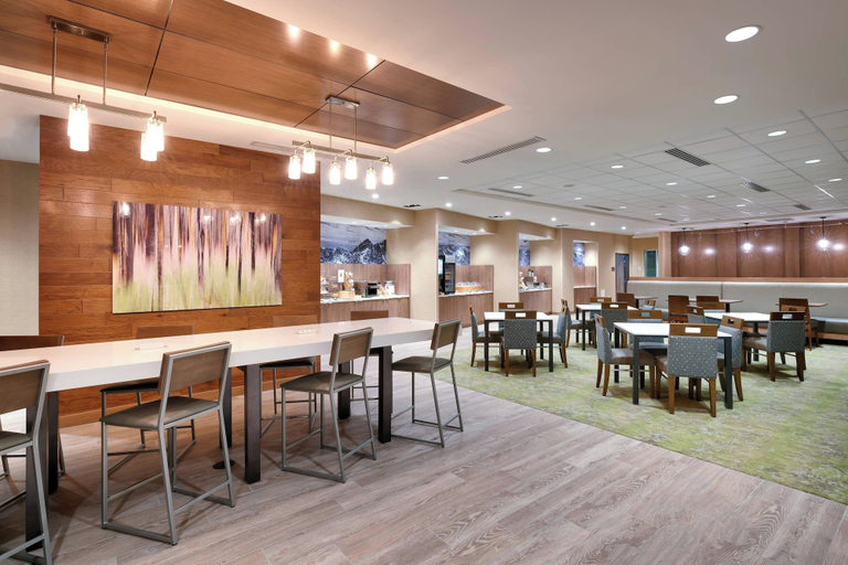 Food & Drinks 5, Fairfield by Marriott Inn & Suites Denver West/Federal Center, Jefferson