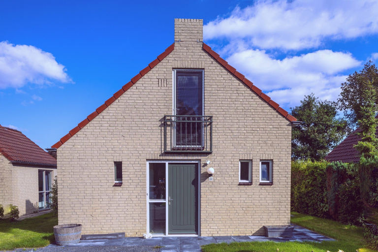 Exterior 2, Alluring Holiday Home With Garden, Beuningen