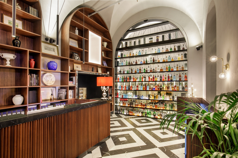 Public Area 4, Hotel Monte Cenci, Rome