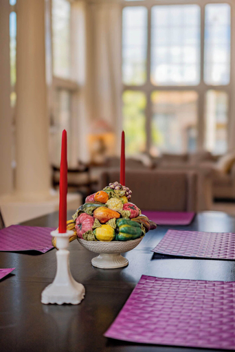 Food & Drinks 5, Newly Remodeled Suburban House, Los Angeles