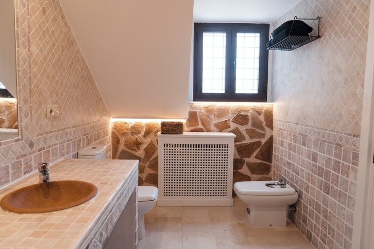 Bathroom 3, Vega de la Reina - Alojamientos, Jaén