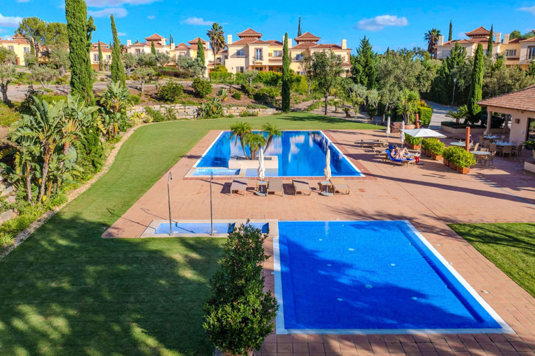 Room 2, Monte Rei 2 bed Linked Villa, Vila Real de Santo António
