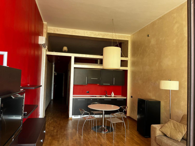 Others 2, Residence Da Vinci, Cosenza