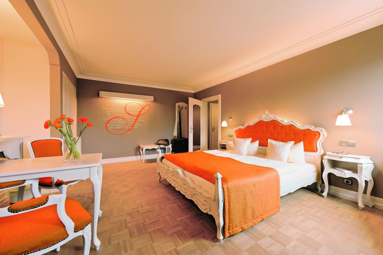 Bedroom 4, Schloss Steinburg, Würzburg