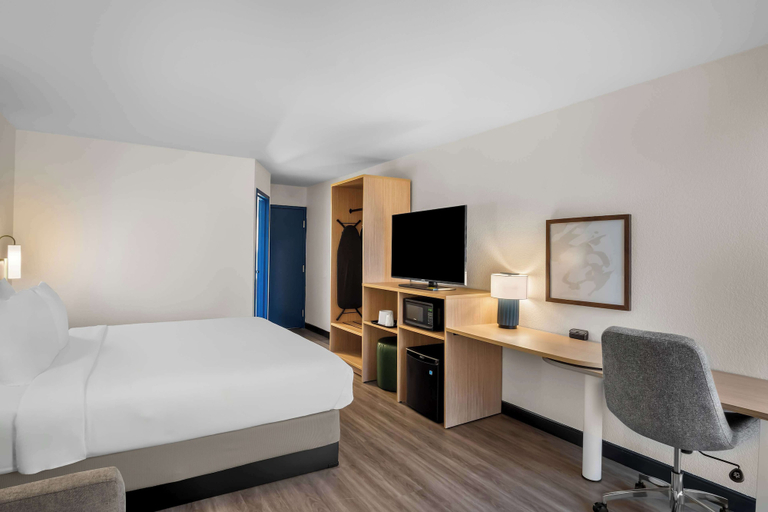 Bedroom 3, Spark by Hilton Richardson Dallas, Dallas