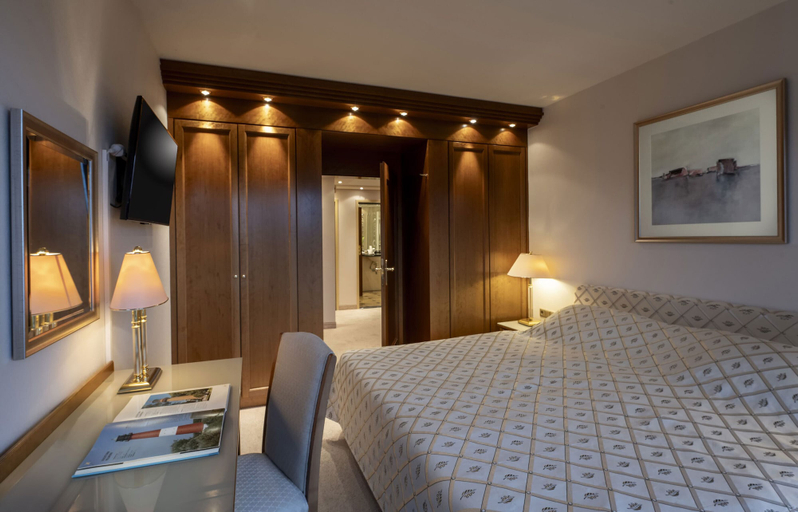 Bedroom 3, Maritim Hotel Bellevue Kiel, Kiel