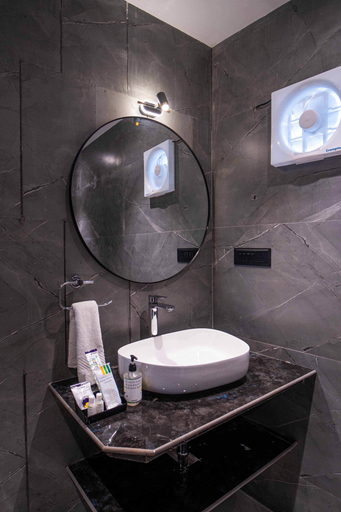 Bathroom 4, Treebo Winter Town Venna Lake, Satara