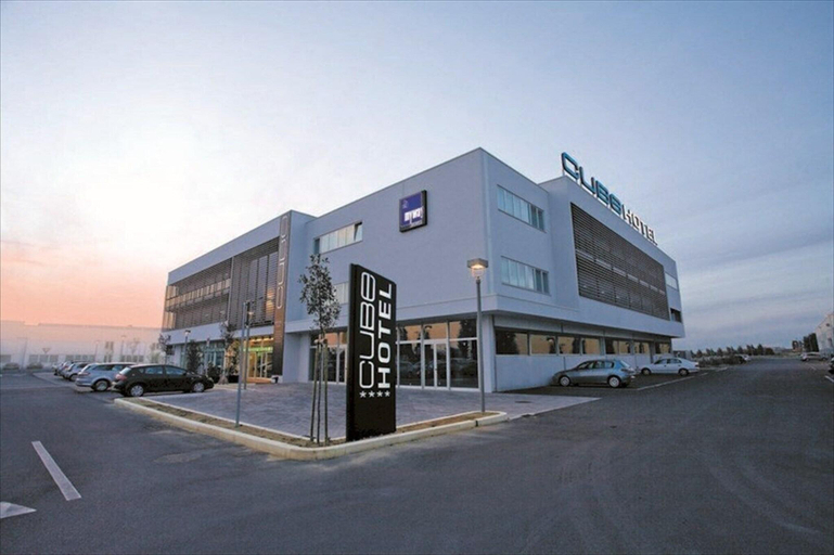 Exterior & Views 2, Cube Hotel, Ravenna