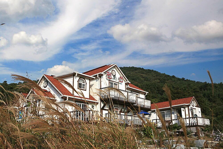 Exterior & Views 2, Haemaru pension, Geoje