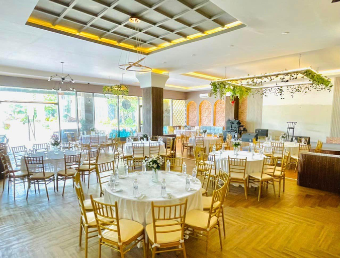 Food & Drinks 2, Khách Sạn The One Hotel Cà Mau 2, Cà Mau