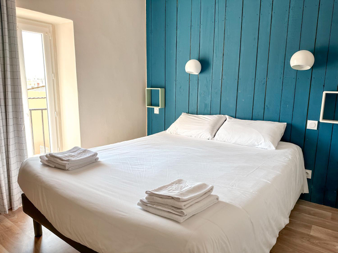 Bedroom 3, Mon P'tit Hotel, Hérault
