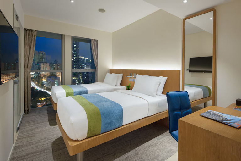 Bedroom 5, Summit View Kowloon, Kowloon