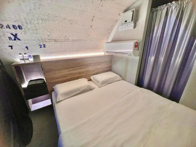 Rooms of The Cozytainer
