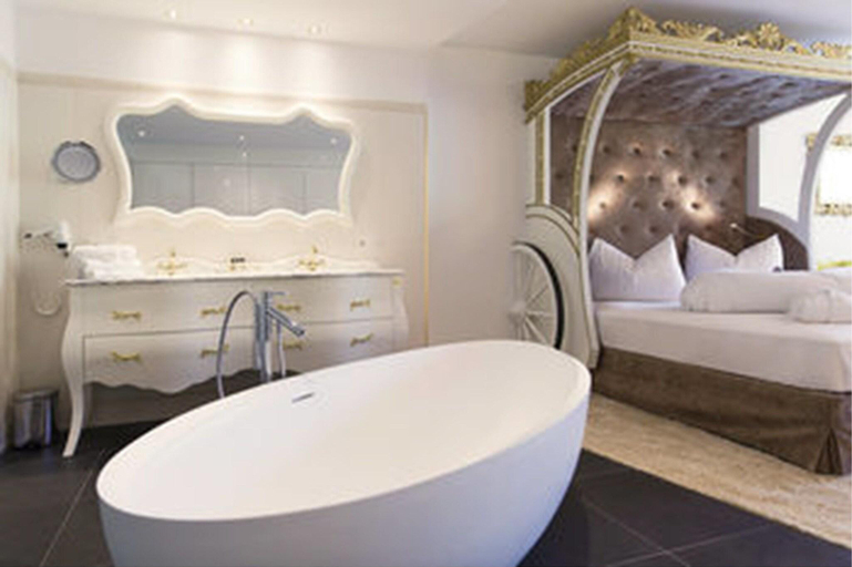 Bathroom 5, Alpenhotel Fall In Love, Innsbruck Land