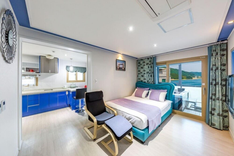 Bedroom 3, Goun Pension, Geoje