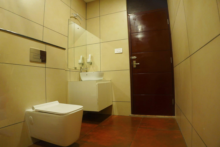 Bathroom 3, Emarald Resort, Malappuram