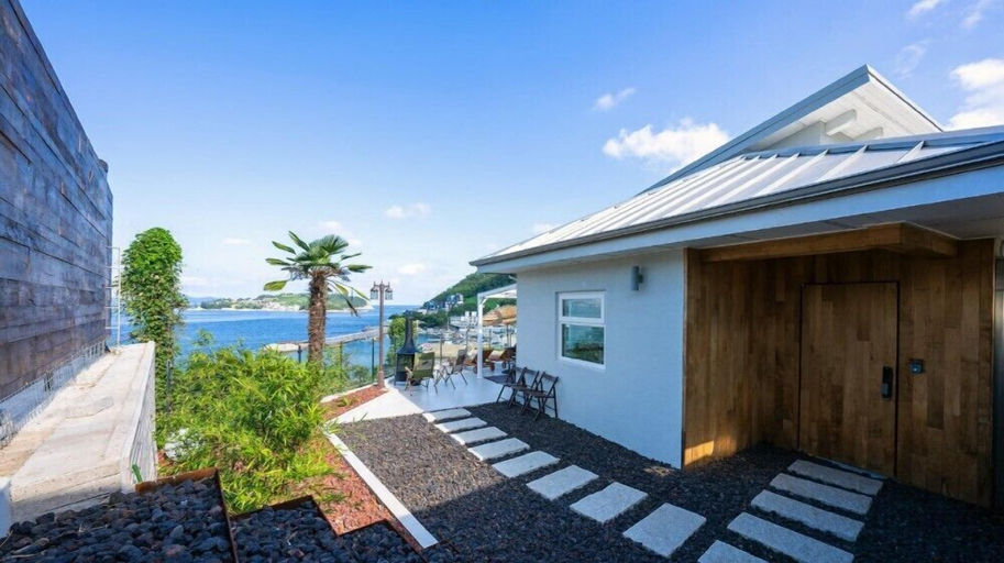 Exterior & Views, Stay Jangmok, Geoje