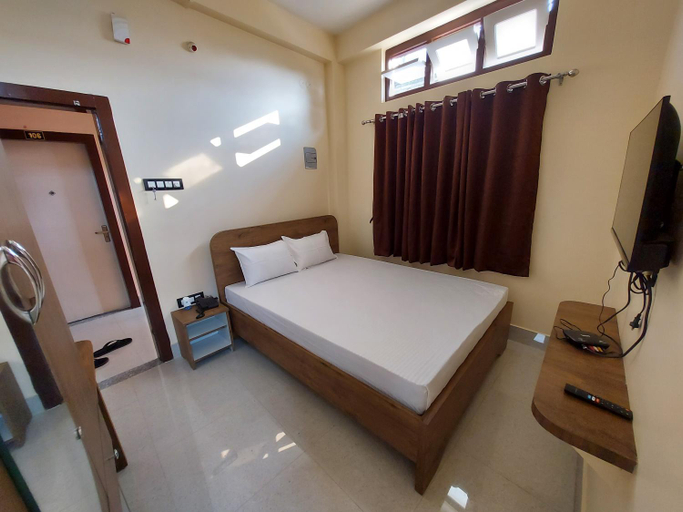 Bedroom 5, Hotel Hari Gayatri Regent , Kamrup