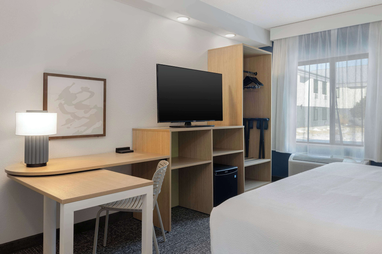 Bedroom 3, スパーク バイ ヒルトン ベントンビル, Benton