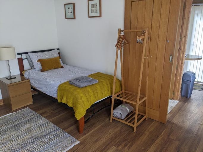 Bedroom 2, Sunnyside Annexe, Oxfordshire