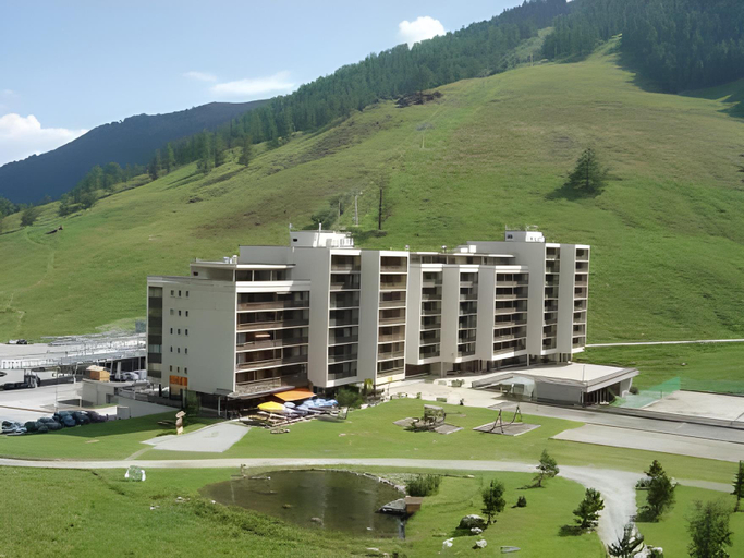 Exterior & Views 1, Apartment Rosablanche C21 by Interhome, Conthey