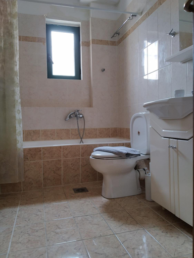 Bathroom 3, Vatoulia House, Peloponnese