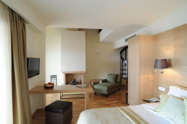 Bedroom 3, Anemolia Resort & Conference, Central Greece